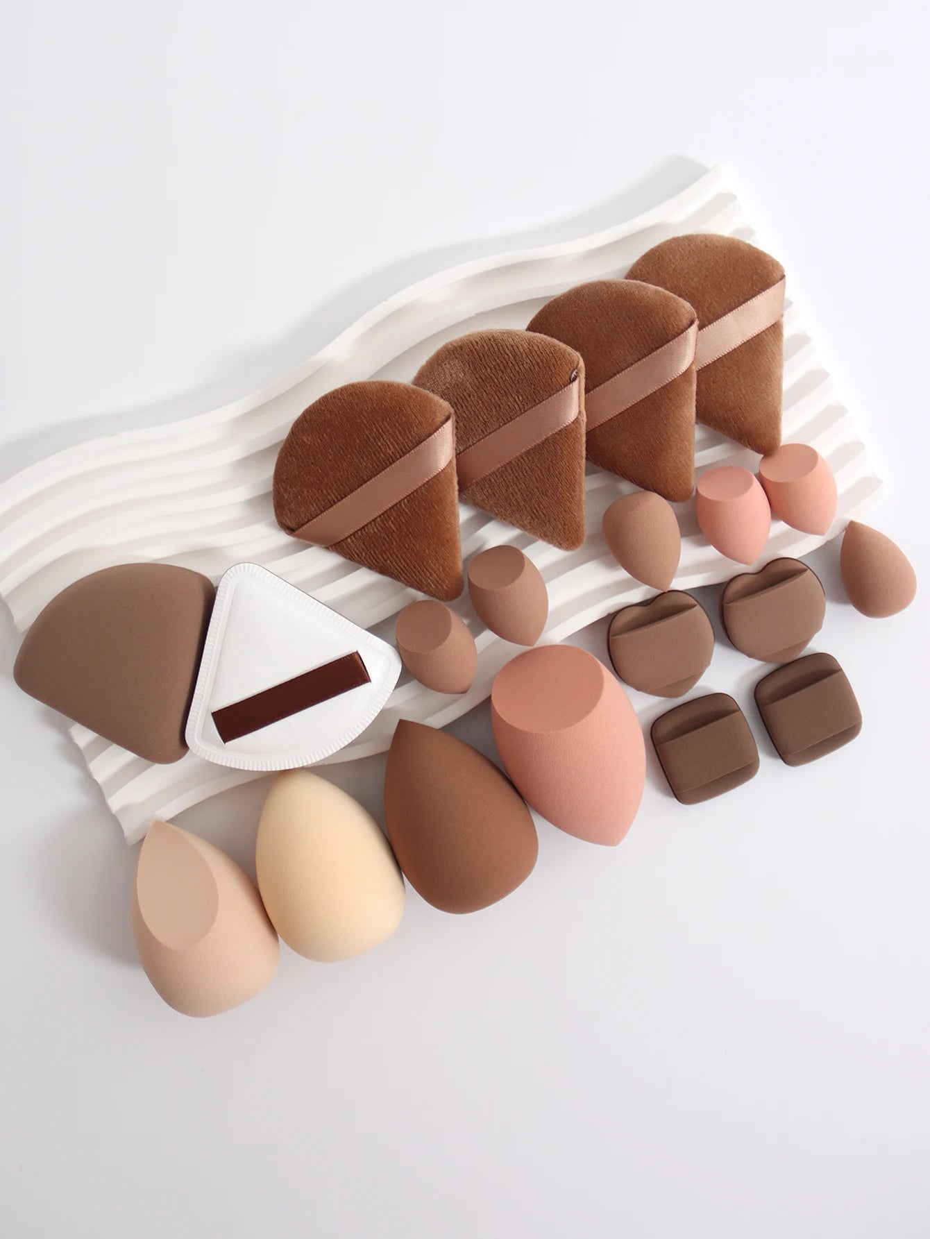 20 Pcs Pink Makeup Sponge and Makeup Puff Set Suitable for Face Cream and Powder Concealer Powder Makeup Machine