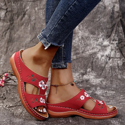 Casual Sandals Comfortable Soft Slippers Women 2022 Embroider Flower Colorful Ethnic Flat Platform Open Toe Outdoor Beach Shoes