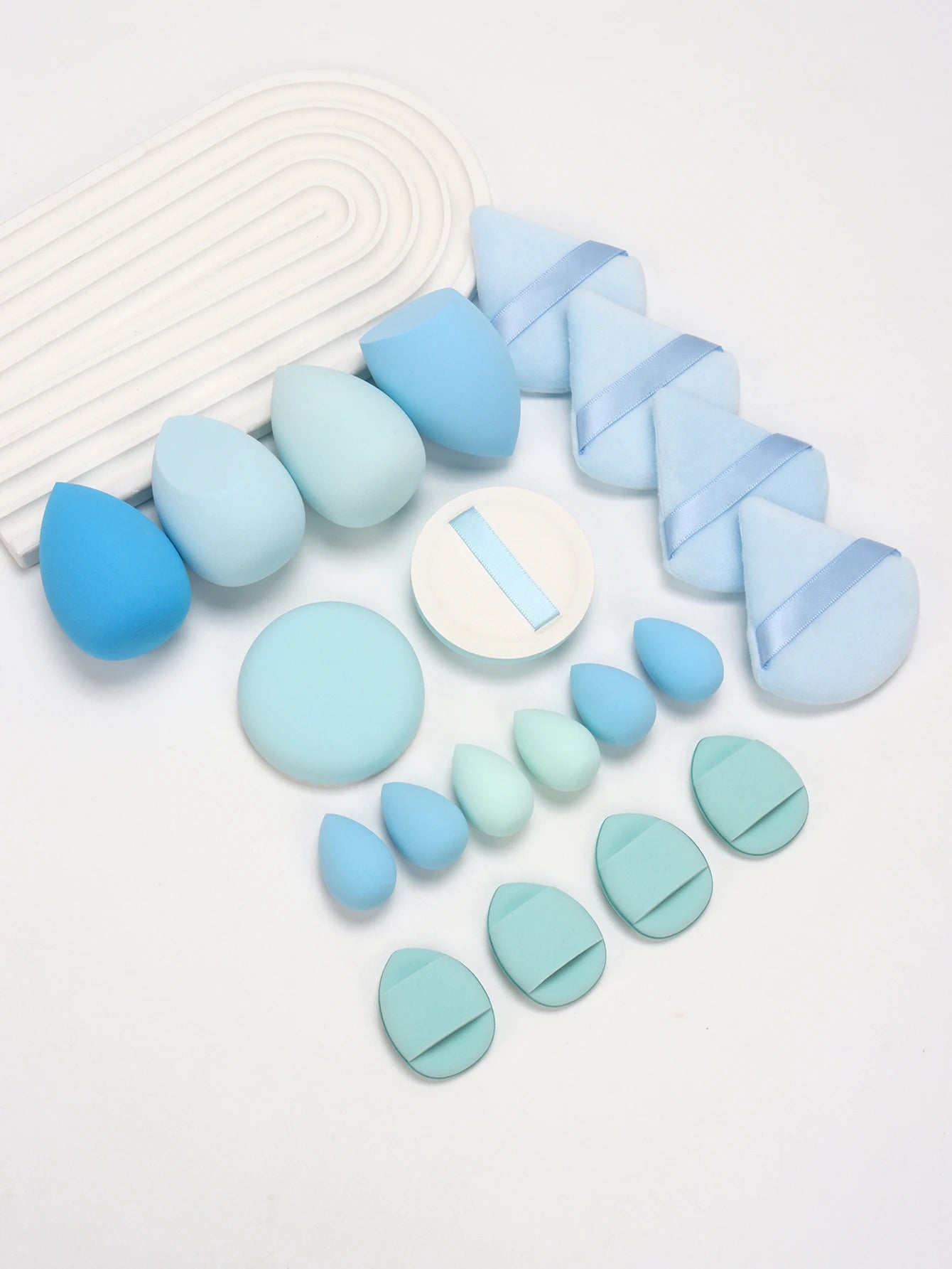 20 Pcs Pink Makeup Sponge and Makeup Puff Set Suitable for Face Cream and Powder Concealer Powder Makeup Machine