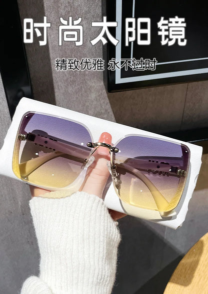 2024 New Fashion Cool Sunglasses Women Luxury Brand Letters Anti Strong Light Vintage Rimless Sun Glasses Ladies Gafas UV400