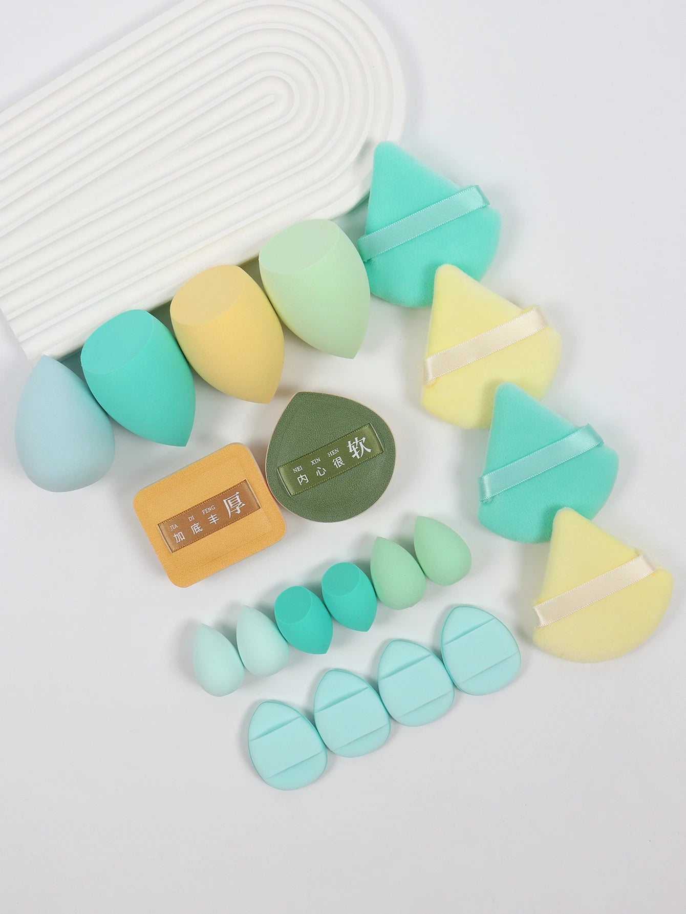 20 Pcs Pink Makeup Sponge and Makeup Puff Set Suitable for Face Cream and Powder Concealer Powder Makeup Machine